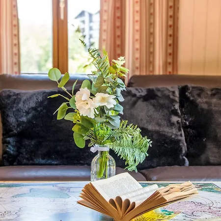 Peer Gynt By Interhome 샬레 넨다즈